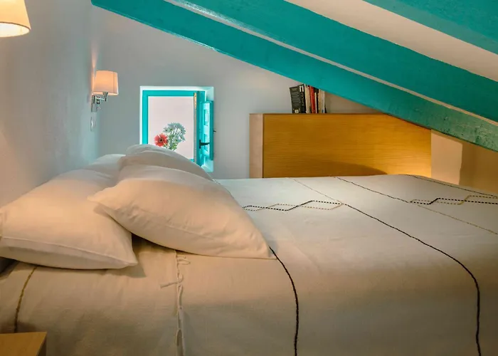 Casita En Barrio De Pescadores
