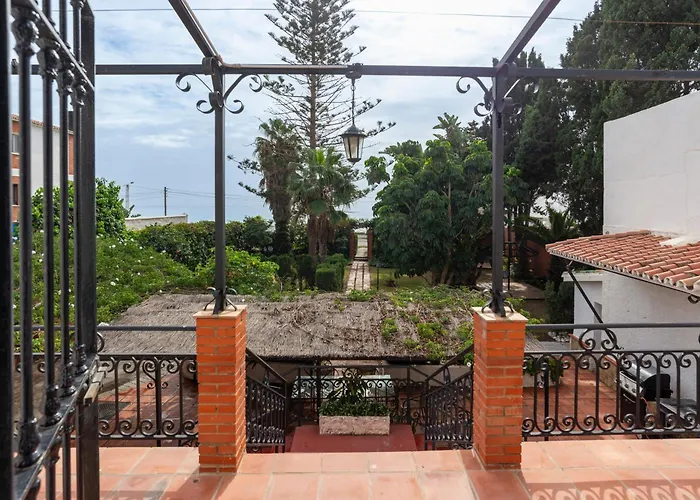Gran Jardin Frente Al Mar